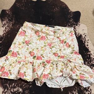 Zara Asymmetrical Floral Skirt - White and Pink